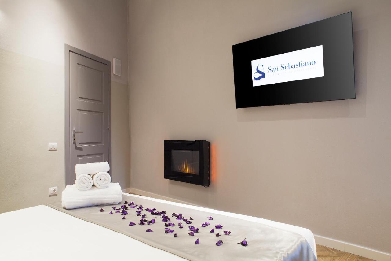 San Sebastiano Suite & Luxury Apartments กอลเลวัลเดลซา ภายนอก รูปภาพ