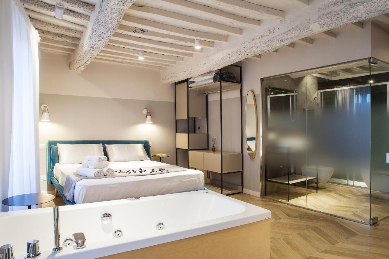 San Sebastiano Suite & Luxury Apartments กอลเลวัลเดลซา ภายนอก รูปภาพ
